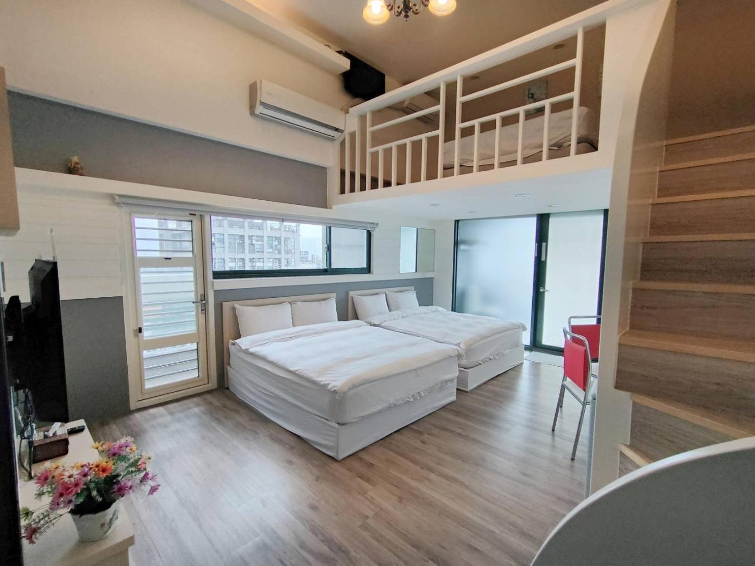 No. 21 Jiaoxi Hot Spring Homestay Esterno foto