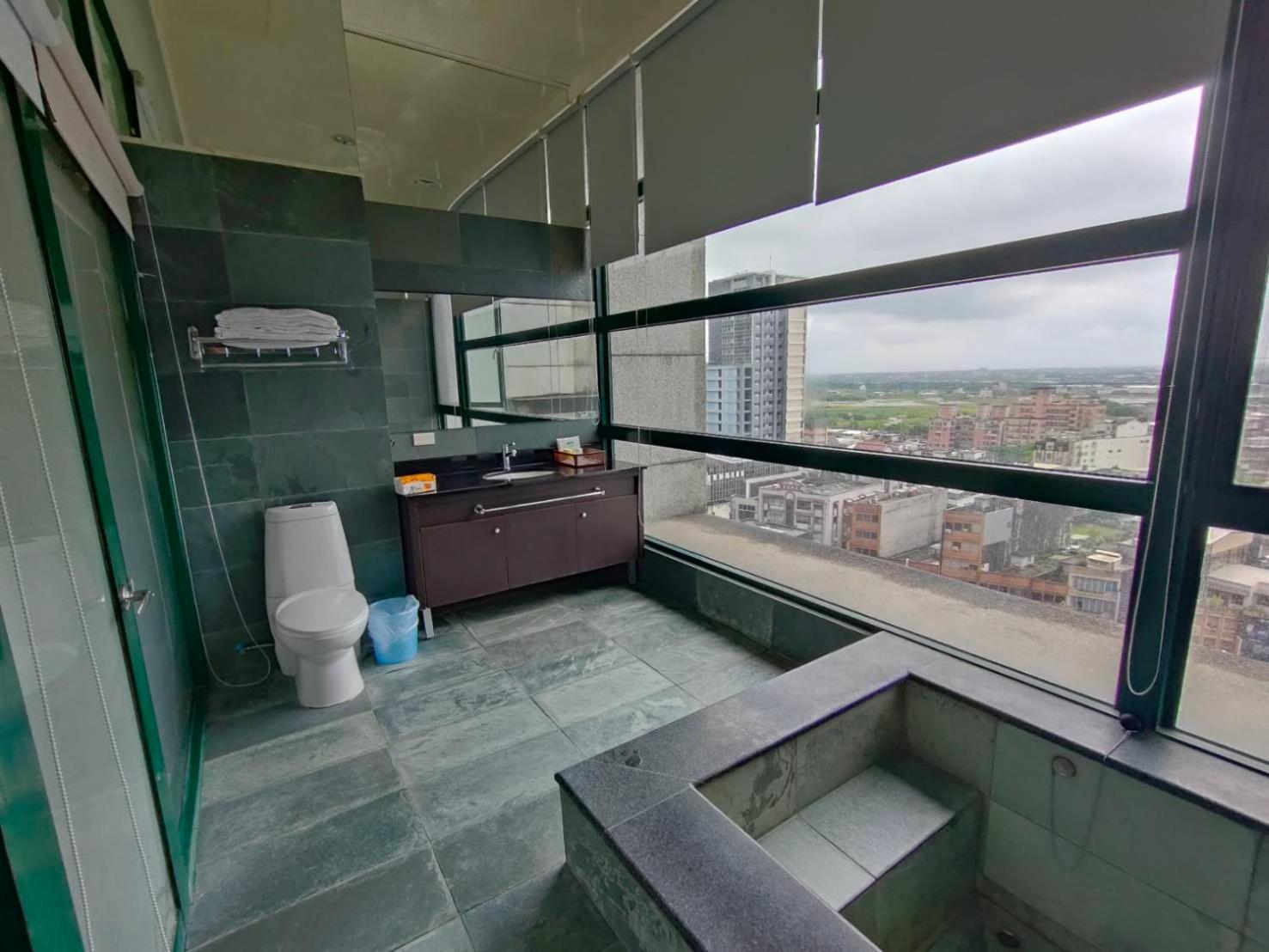 No. 21 Jiaoxi Hot Spring Homestay Esterno foto